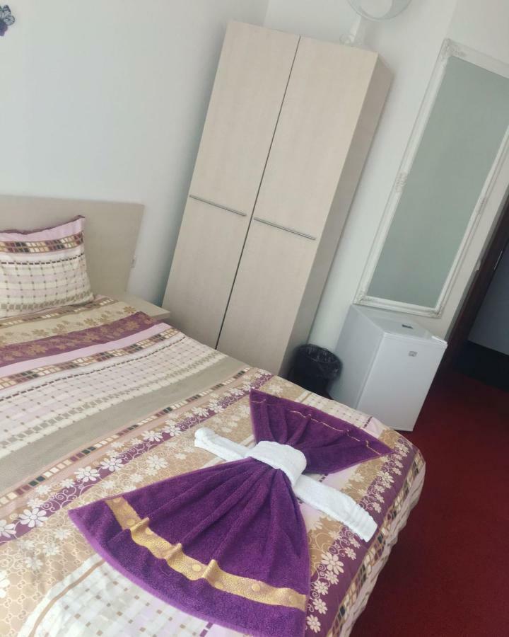 ホテル Casa Mario Băile Felix エクステリア 写真