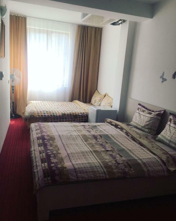 ホテル Casa Mario Băile Felix エクステリア 写真
