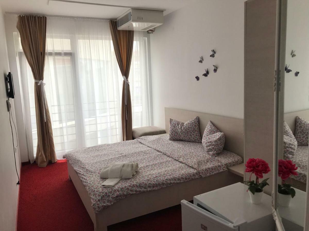 ホテル Casa Mario Băile Felix エクステリア 写真