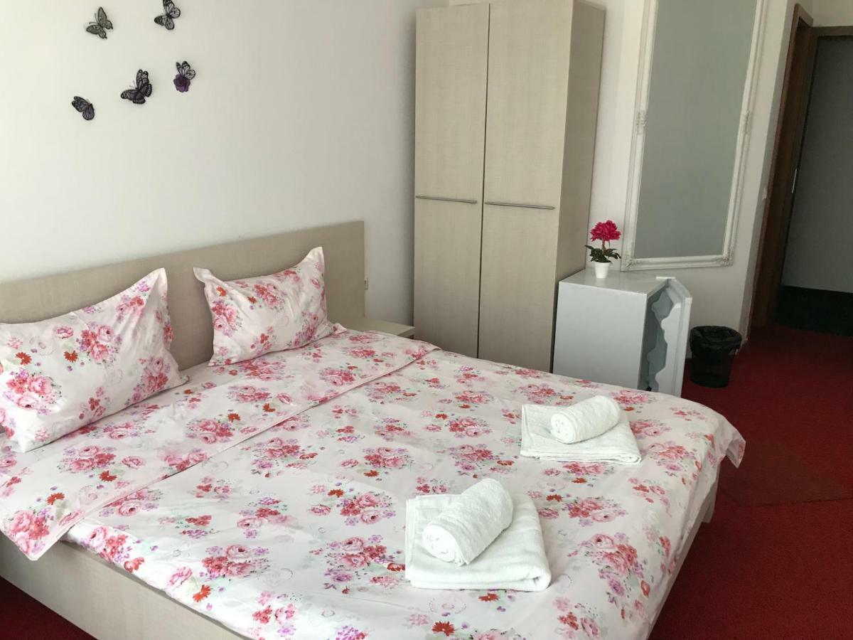 ホテル Casa Mario Băile Felix エクステリア 写真